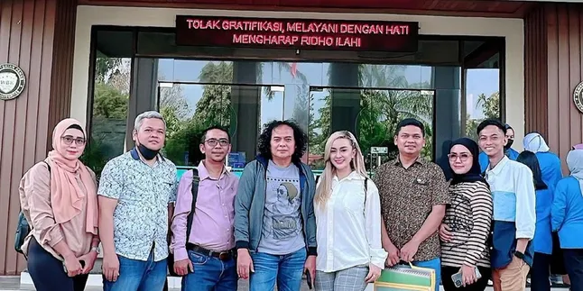 Lia Ladysta Resmi Sandang Status Janda Untuk Kedua Kalinya