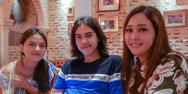 Liburan Bareng, Marsha Aruan Gantikan Posisi El Jadi 'Anak' Maia Estianty
