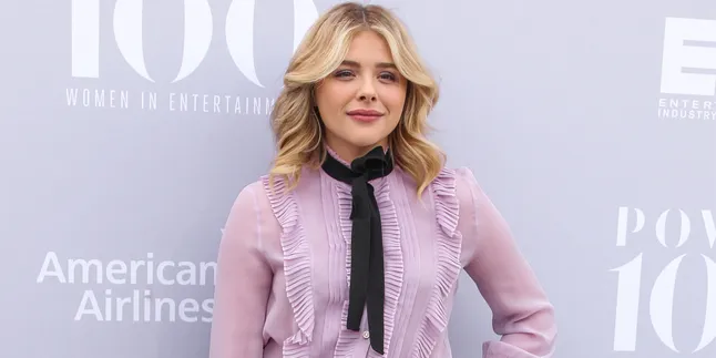 Liburan Eksotis di Meksiko, Chloe Moretz Unggah Foto Berbikini