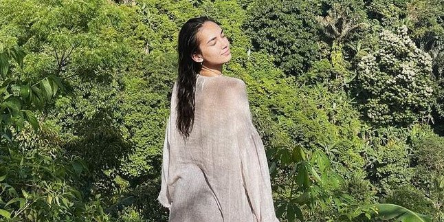 Vacation to Nature, Haico Van der Veken's Moment in 'BUKU HARIAN SEORANG ISTRI' Shines with Her Father