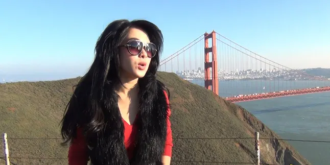 Liburan ke Amerika, Syahrini Kenalkan Dua Anak Angkatnya