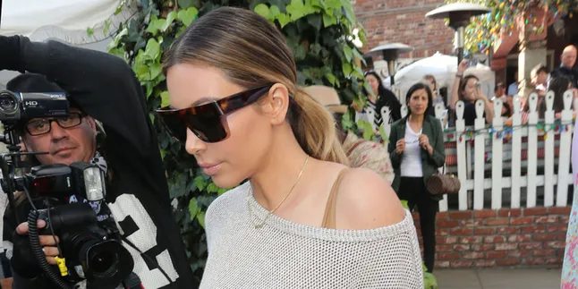 Liburan Sederhana Nan Seru Ala Kim Kardashian Sekeluarga