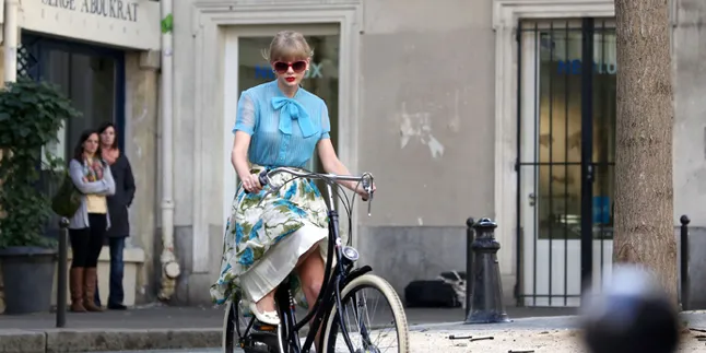 Liburan Seru Taylor Swift ke Rhode Island