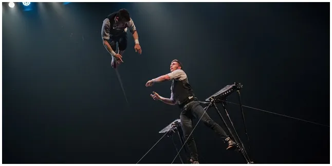 Liburan Spesial dengan Sirkus Bedrock dari Kanada & China