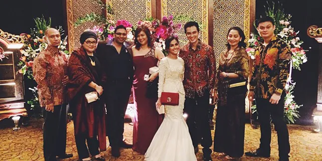 Lihat Raffi - Nagita, Baim Wong Ingin Segera Nikahi Elfira Loy