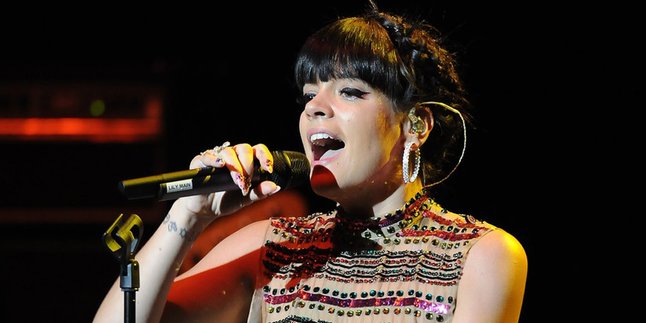 Lily Allen Tergila-Gila Dengan Beyonce