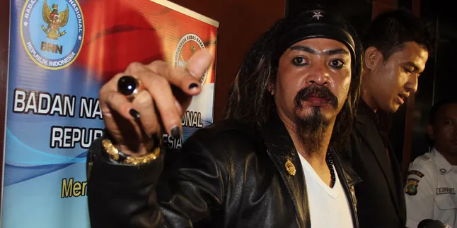 Limbad: Olga Syahputra Kena Santet!