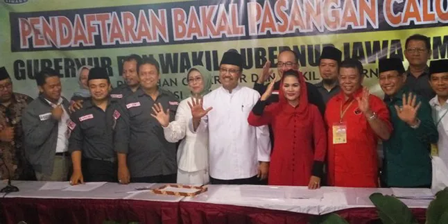 Lincah, Energik dan Cantik, Siapa Sosok di Samping Gus Ipul Calon Gubernur Jawa Timur