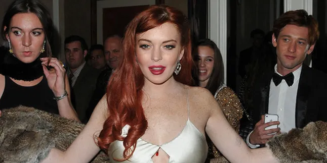 Lindsay Lohan Ditangkap Karena Berkelahi di Klub Malam