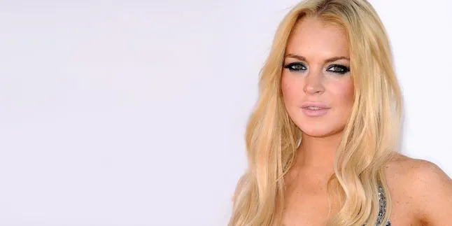 Lindsay Lohan Pamer Tubuh Dalam 'THE CANYONS' Lindsay Lohan Pamer Tubuh Dalam 'THE CANYONS'