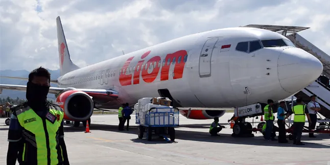 Lion Air Jatuh, Keluarga Korban Cemas Menanti Kabar Terkini Penumpang