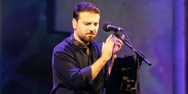 Lirik dan Terjemahan Lagu Al-Mu'allim - Sami Yusuf, Berisi Pujian Penghormatan kepada Nabi Muhammad SAW