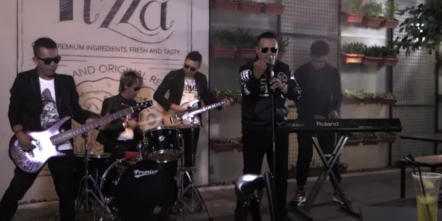 Lirik Lagu LEBIH DARI BINTANG - Real Anima, OST ‘CINTA KARENA CINTA’