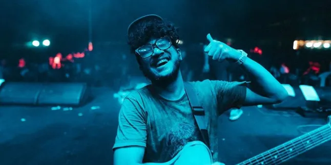 Lirik Lagu 'MERCUSUAR' Milik Kunto Aji, Tentang Menemukan Tambatan Hati