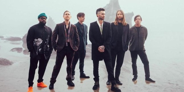 Lyrics of 'Middle Ground', Maroon 5's Latest Song