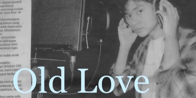 Lirik Lagu 'Old Love', Lagu Viral yang Masuk Trending Youtube