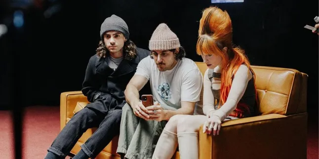 Lirik Lagu 'Running Out Of Time' - Paramore, Salah Satu Lagu Dalam Album THIS IS WHY