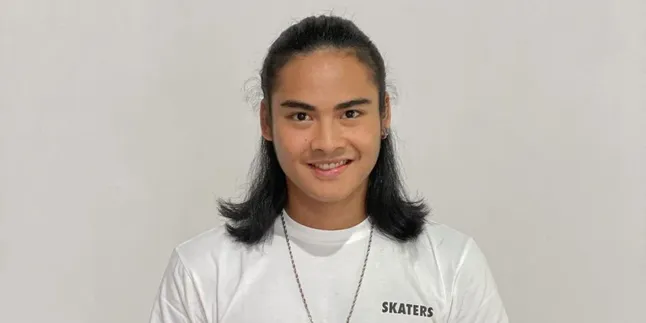 Lirik Lagu SURGAKU DI DUNIA yang Dipopulerkan Oleh Renaga