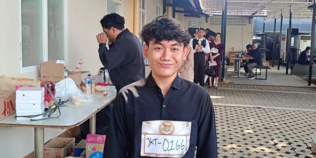 Passed the D'Academy 7 Audition, Rafly Fadly Wants to Realize His Late Father's Dream of Becoming a Professional Singer