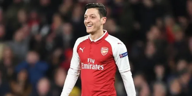 Lombok Diguncang Gempa, Pesepakbola Mesut Oezil Berikan Doa