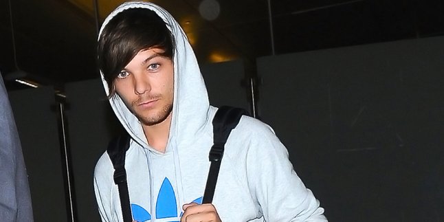 Louis Tomlinson Akui Telah Membentuk Sebuah Band Perempuan Baru