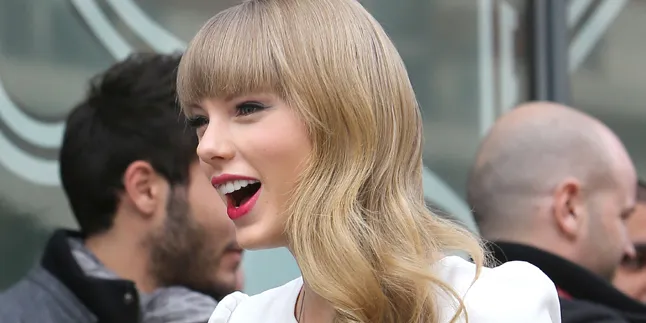 'Love Yourself', Tips Dari Taylor Swift Agar Tidak Mudah Minder 'Love Yourself', Tips Dari Taylor Swift Agar Tidak Mudah Minder