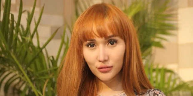 Lucinta Luna Blak-Blakan Ungkap Operasi yang Sudah Dilakukan, Mulai dari Payudara - Peninggi Badan Lucinta Luna Blak-Blakan Ungkap Operasi yang Sudah Dilakukan, Mulai dari Payudara - Peninggi Badan