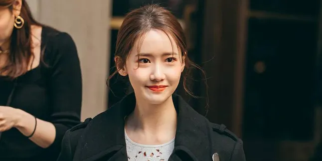 Lucunya Reaksi Yoona Saat Diminta Menikah Dengan Tony An Lucunya Reaksi Yoona Saat Diminta Menikah Dengan Tony An