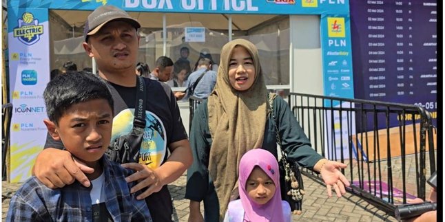 Ludes Terjual di Aplikasi PLN Mobile! Tiket PLN Mobile Proliga 2024 Seri Semarang Diburu Banyak Pencinta Voli