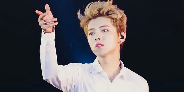 Luhan Pilih Keluar Gara-Gara Bayaran di China Lebih Besar? Luhan Pilih Keluar Gara-Gara Bayaran di China Lebih Besar?