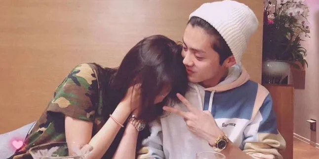 Luhan Tak Disetujui Menikah Dengan Guan Xiaotong Karena Diduga Oplas? Luhan Tak Disetujui Menikah Dengan Guan Xiaotong Karena Diduga Oplas?