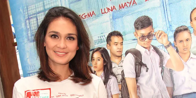 Luna Maya Angkat Kisah Warga Ruko Jakarta di 'PINTU HARMONIKA'