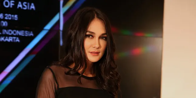 Luna Maya: Jodoh Saya di Mana? Tanya Tuhan!