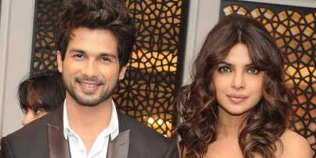 Lupakan Masa Lalu, Shahid Kapoor Ajak Istri Hadiri Resepsi Pernikahan Priyanka Chopra Lupakan Masa Lalu, Shahid Kapoor Ajak Istri Hadiri Resepsi Pernikahan Priyanka Chopra