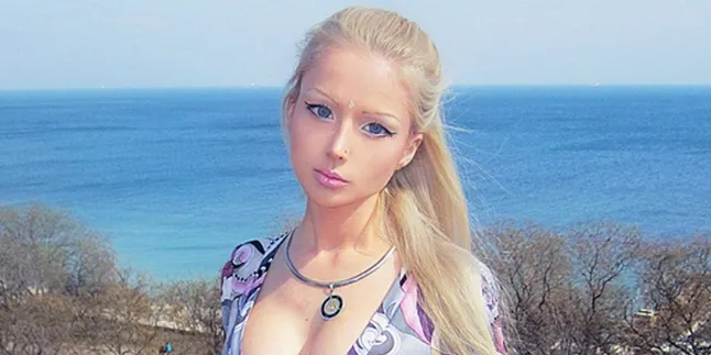 Lupakan Valeria Lukyanova, Barbie Hidup Ternyata Juga Ada di Asia Lupakan Valeria Lukyanova, Barbie Hidup Ternyata Juga Ada di Asia