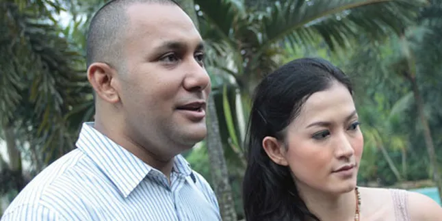 Lyra Virna Gugat Cerai Eric Scada