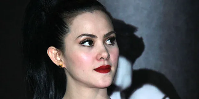 Machica Mochtar Jual Angel Lelga ke Pejabat?