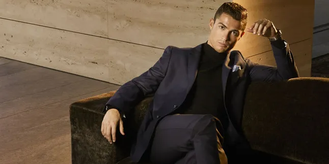 Macho & Kekar, Cristiano Ronaldo Ternyata Doyan Nyalon Macho & Kekar, Cristiano Ronaldo Ternyata Doyan Nyalon