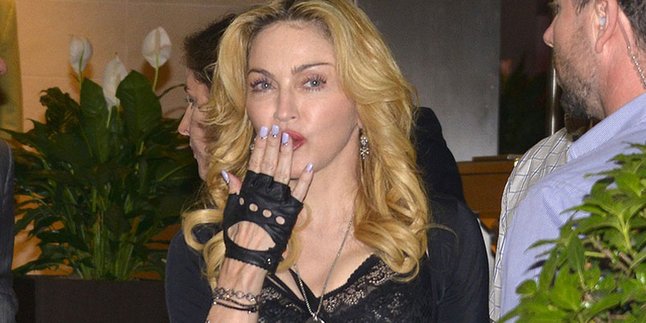 Madonna Gaet Adele Untuk Berkolaborasi di Album Baru