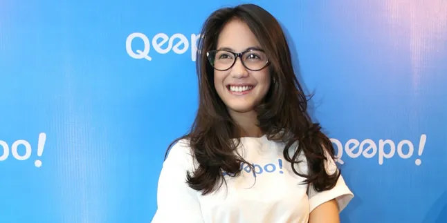 Madu, Salah Satu Rahasia Kecantikan Pevita Pearce Madu, Salah Satu Rahasia Kecantikan Pevita Pearce