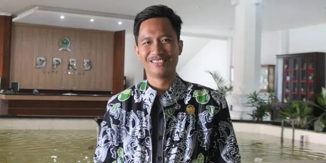 Mahasiswa Semester Lima Universitas Brawijaya Jadi Anggota DPRD Kota Malang