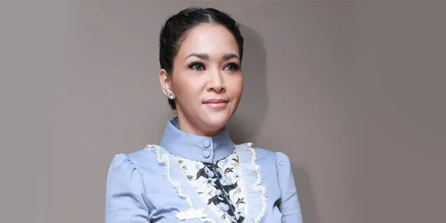 Maia Estianty Tak Canggung Ngobrol Soal Seks Dengan Putranya