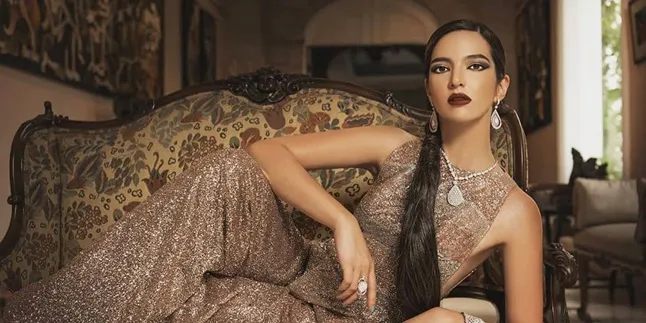 Main Basket Kepanasan, Nia Ramadhani Dipayungi Ajudan dan Dikipasi Bak Ratu