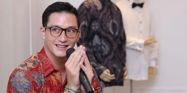 Main di 'FOXTROT SIX', Mike Lewis Berasa Dreams Come True