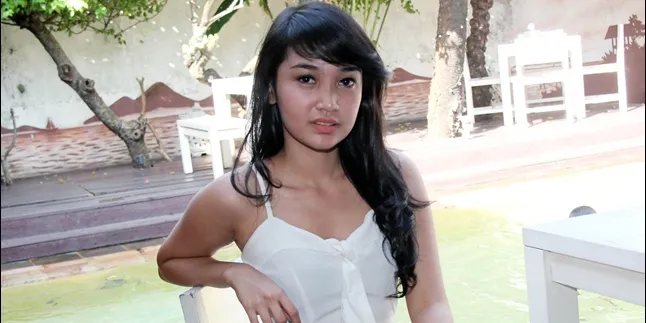Main Film Bareng Pacar, Ega Olivia: Enak Kok!