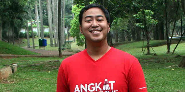 Main Film Pertama Kali, Pandji Pragiwaksono Serasa Diospek