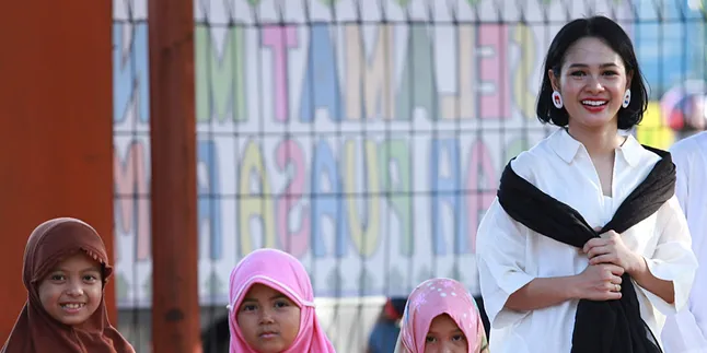 Main Games, Andien Hibur Anak-Anak Panti Asuhan Main Games, Andien Hibur Anak-Anak Panti Asuhan