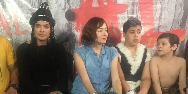 Main 'Sinetron Ali', Kevin Bzezovski Lahir dan Tinggal di Hutan