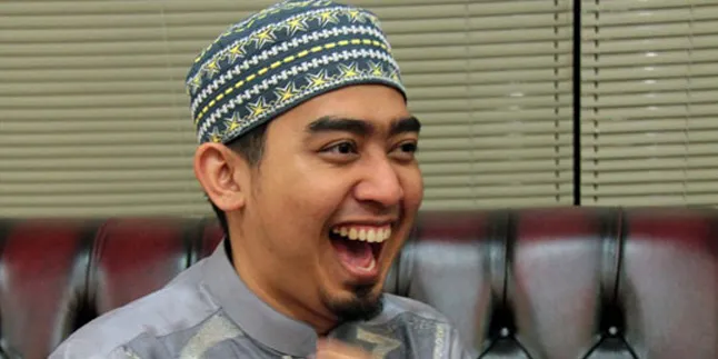 Main Tarif Seenaknya, FPI Haramkan Undang Ustaz Solmed