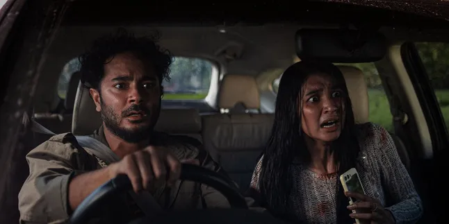 Make-Up Zombie in the Film ABADI NAN JAYA Apparently Takes 3 Hours for Detailed Results